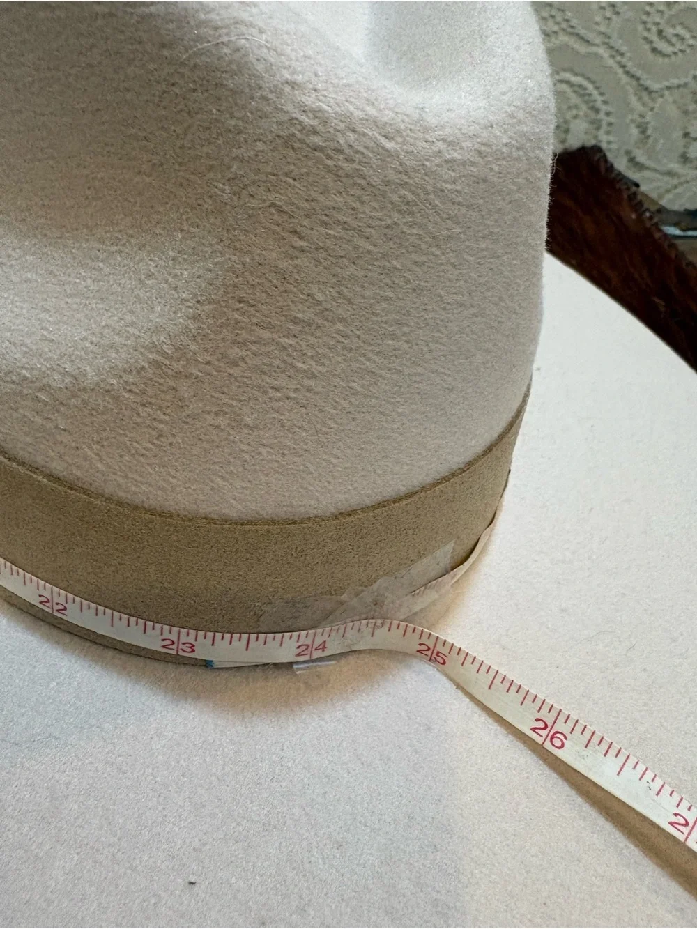Womens Wide Brim Felt Fedora Hat - Beige
